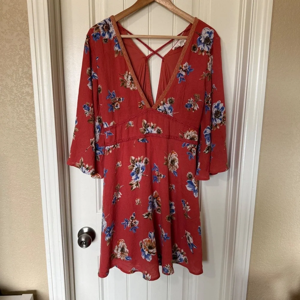 Anthropologie lost + Wander Floral Mini Dress Womens‎ L Rust Red Boho V-Neck